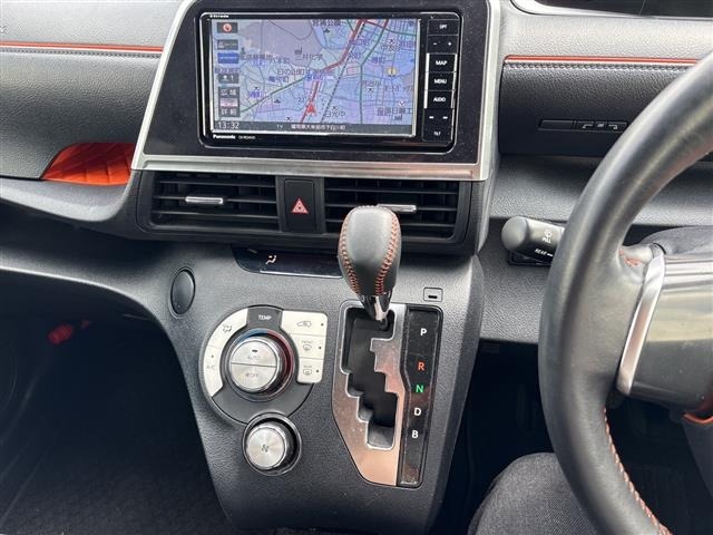 Toyota SIENTA 2018 7236040-8