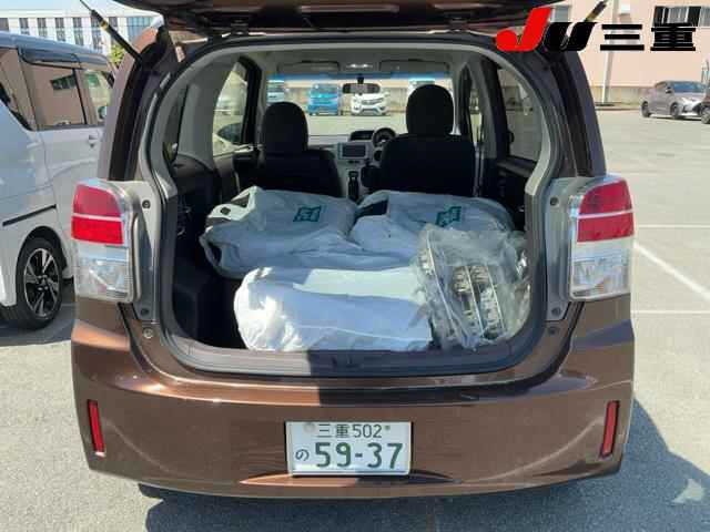 Toyota SPADE 2013 7232435-7