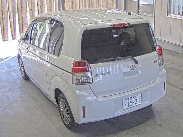 Toyota SPADE 2014 7232446-1