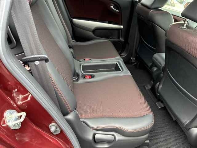 Honda STREAM 2012 7235132-8