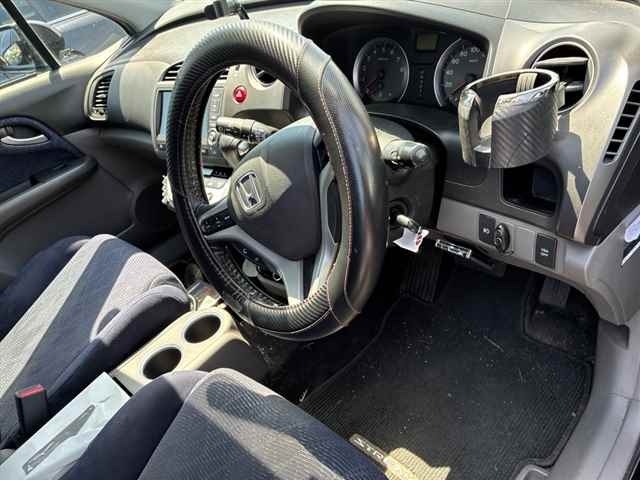 Honda STREAM 2009 7235133-3