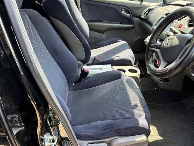 Honda STREAM 2009 7235133-7