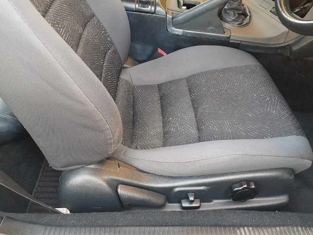 Toyota SUPRA 1993 7208363-8