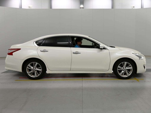 Nissan TEANA 2015 7232371-3