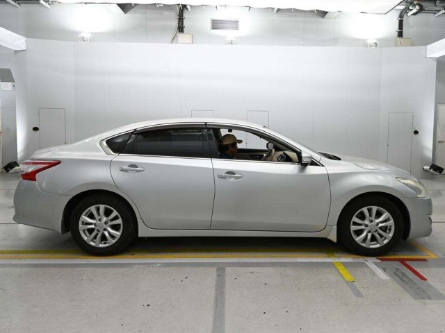 Nissan TEANA 2019 7232381-3