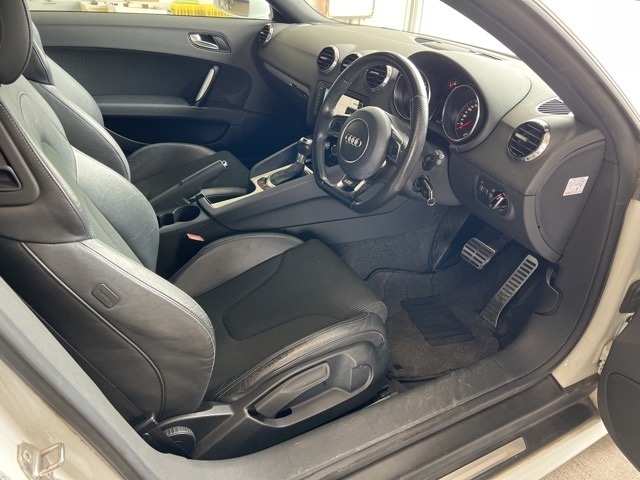 Audi TT 2013 7208651-4
