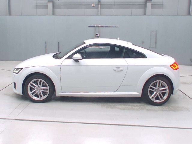 Audi TT 2016 7208659-4