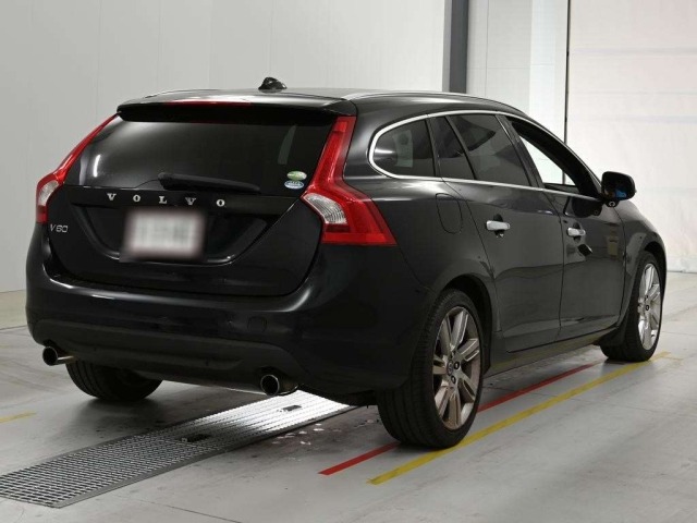 Volvo V60 2011 7224702-1