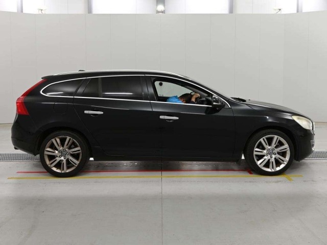 Volvo V60 2011 7224702-3