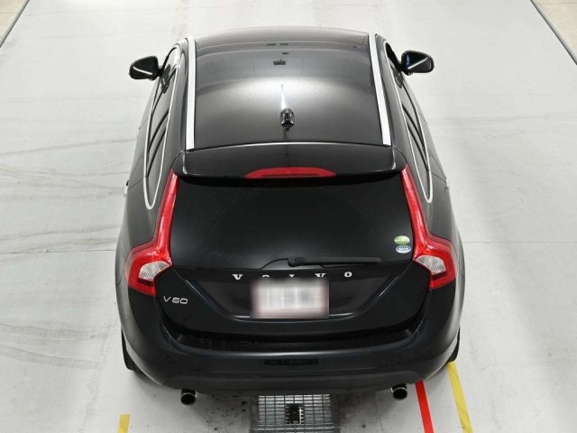 Volvo V60 2011 7224702-8