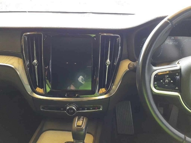 Volvo V60 2019 7224787-9