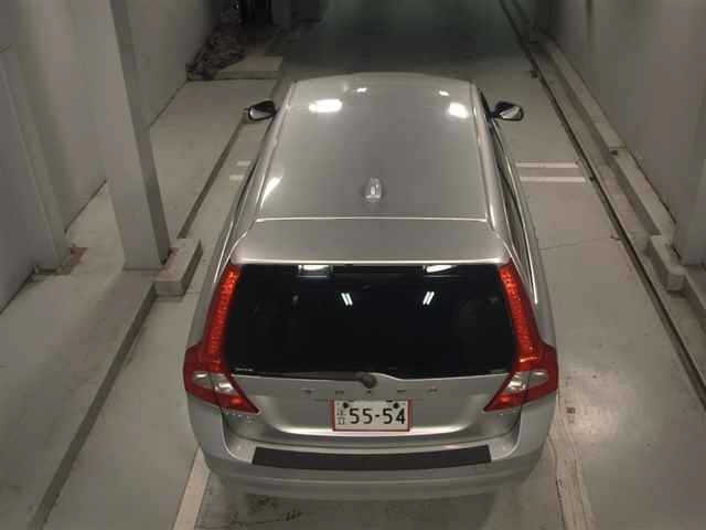 Volvo V70 2009 7224898-7
