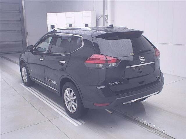 Nissan X-TRAIL 2018 7235187-1