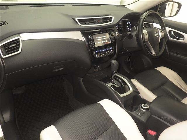 Nissan X-TRAIL 2015 7235188-4