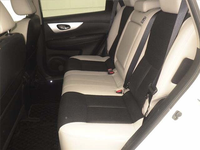 Nissan X-TRAIL 2015 7235188-7
