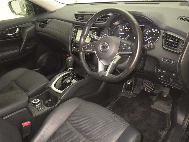 Nissan X-TRAIL 2017 7235198-3
