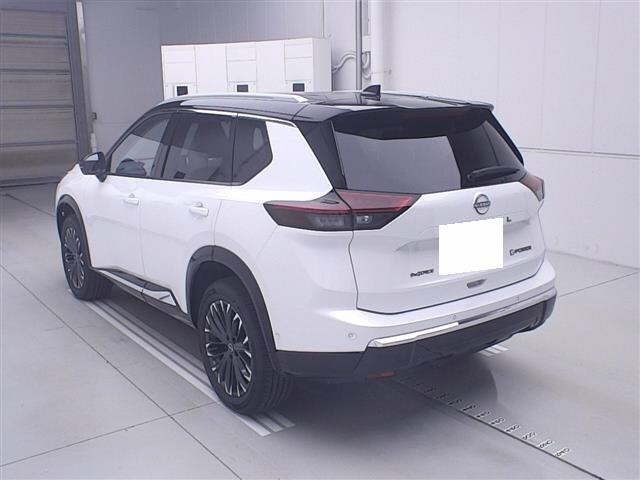 Nissan X-TRAIL 2026 7235210-1