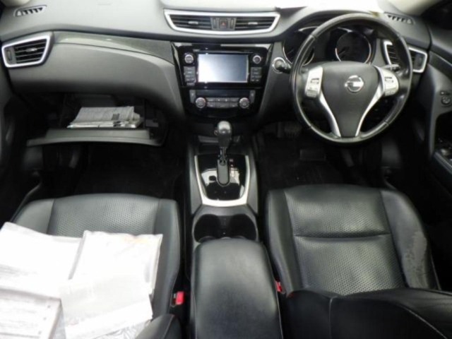 Nissan X-TRAIL 2016 7235215-3