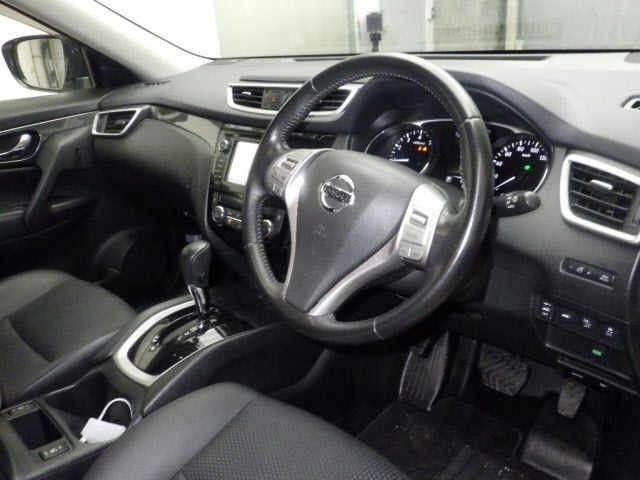 Nissan X-TRAIL 2016 7235242-3