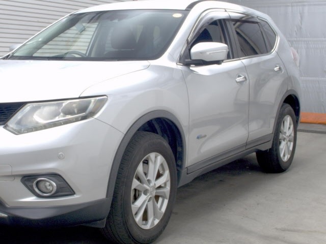 Nissan X-TRAIL 2016 7235243-4