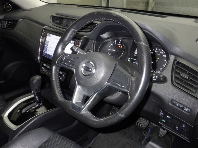 Nissan X-TRAIL 2019 7235244-3