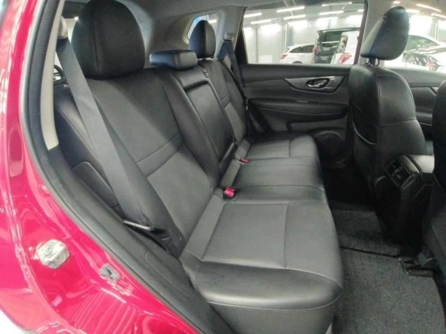 Nissan X-TRAIL 2015 7235251-12