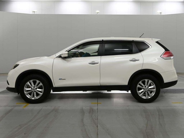 Nissan X-TRAIL 2015 7235252-4