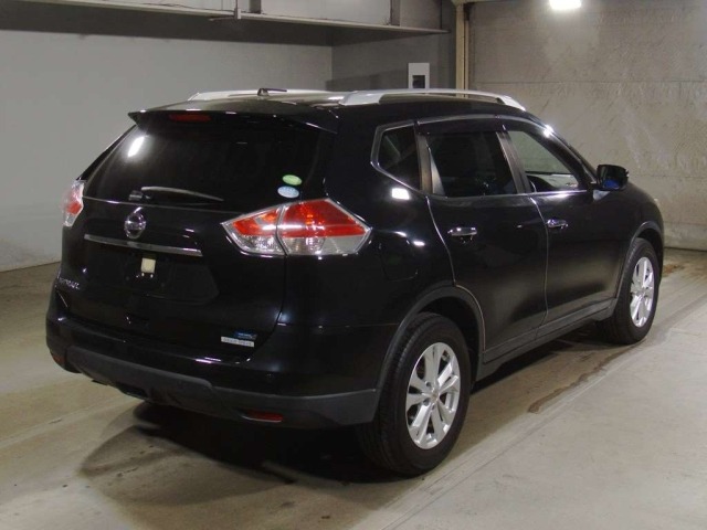 Nissan X-TRAIL 2016 7235254-1