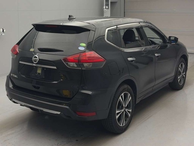 Nissan X-TRAIL 2017 7235258-1