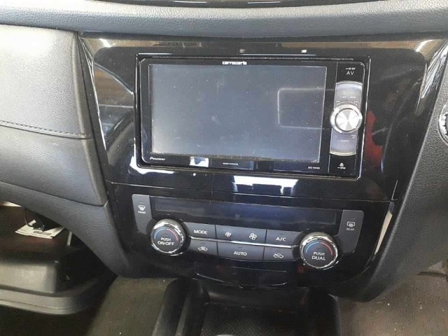 Nissan X-TRAIL 2017 7235284-12