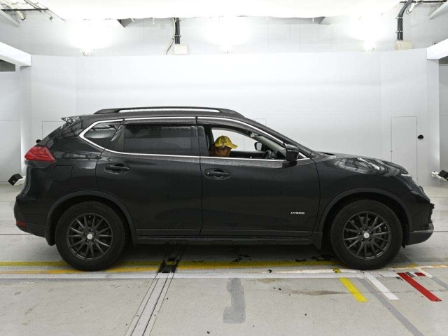 Nissan X-TRAIL 2021 7235286-3