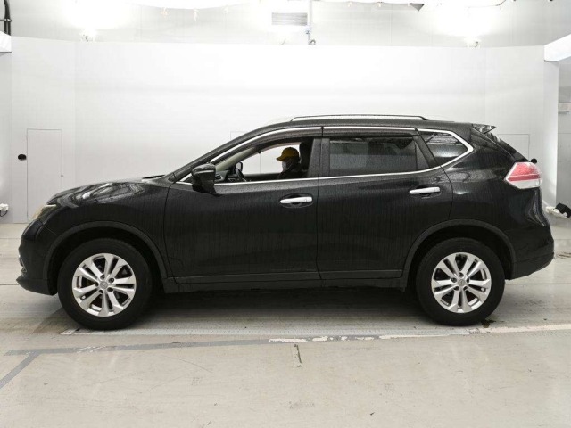 Nissan X-TRAIL 2015 7235293-4