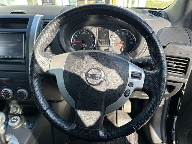 Nissan X-TRAIL 2012 7235900-17