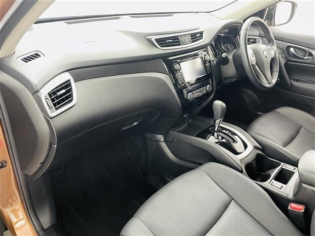 Nissan X-TRAIL 2018 7236287-4