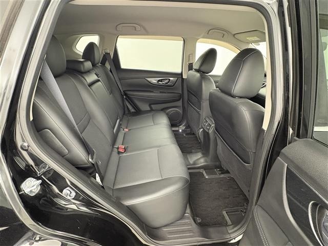 Nissan X-TRAIL 2015 7236326-11