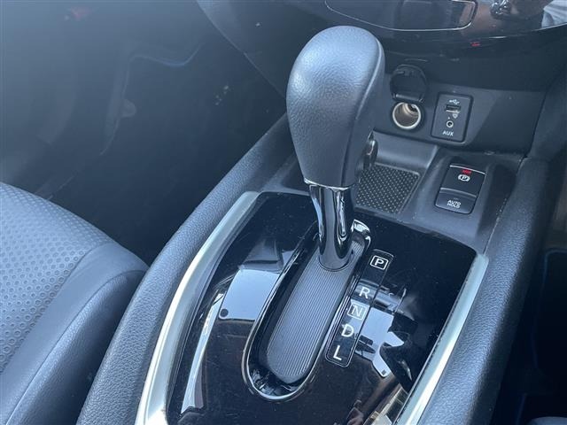 Nissan X-TRAIL 2018 7236336-2