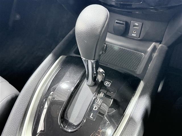 Nissan X-TRAIL 2016 7236347-10