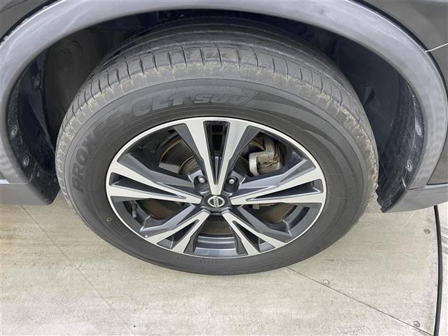 Nissan X-TRAIL 2018 7236349-10