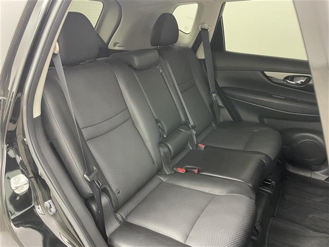 Nissan X-TRAIL 2018 7236349-3
