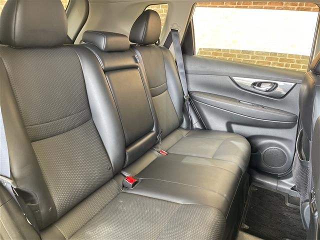 Nissan X-TRAIL 2015 7236364-20