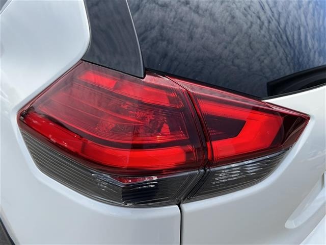 Nissan X-TRAIL 2019 7236368-17