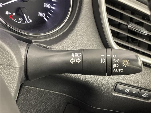 Nissan X-TRAIL 2015 7236370-3
