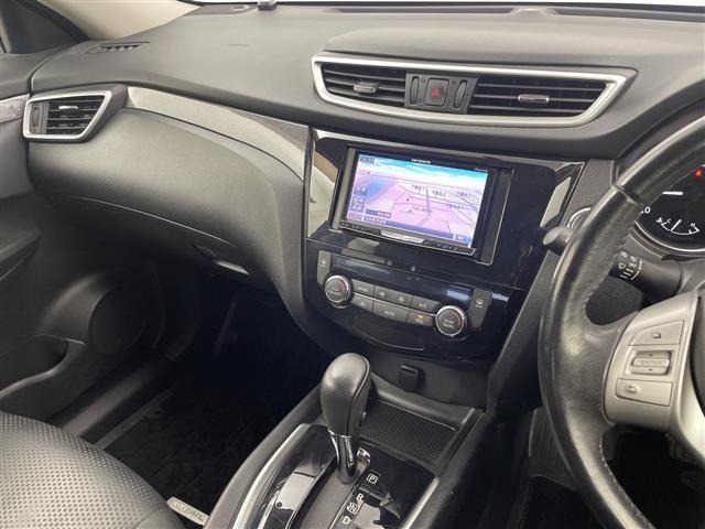 Nissan X-TRAIL 2015 7236370-9