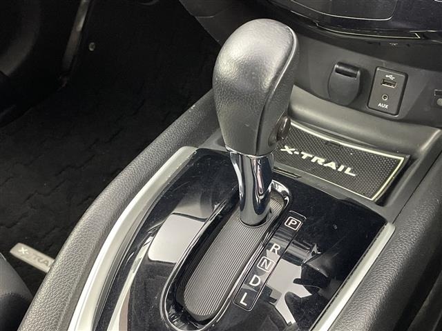 Nissan X-TRAIL 2017 7236376-12