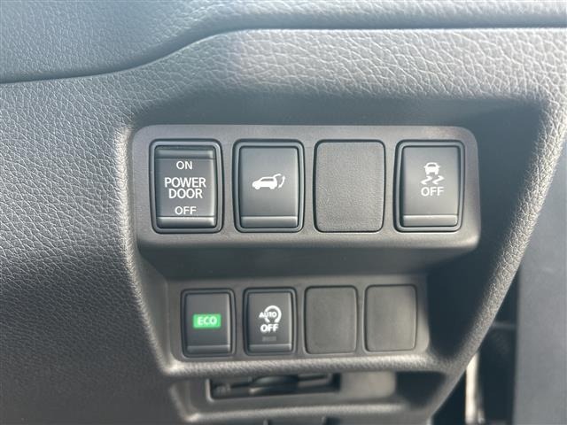 Nissan X-TRAIL 2017 7236398-12