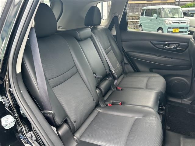 Nissan X-TRAIL 2017 7236398-4