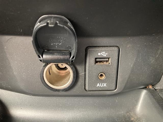 Nissan X-TRAIL 2015 7236407-9