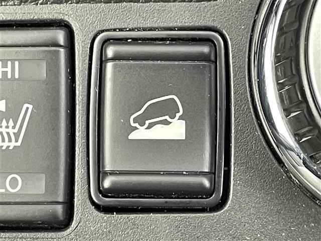 Nissan X-TRAIL 2018 7236429-11
