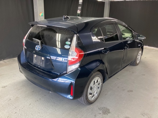Toyota AQUA 2017 7253543-5