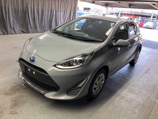 Toyota AQUA 2020 7253544-4